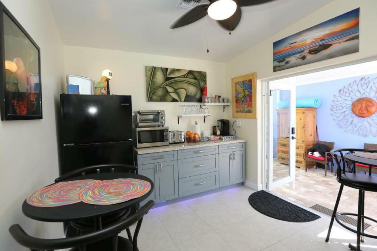 Fantasy Island Inn, Caters To Men Wilton Manors Extérieur photo