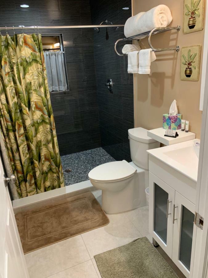 Fantasy Island Inn, Caters To Men Wilton Manors Extérieur photo