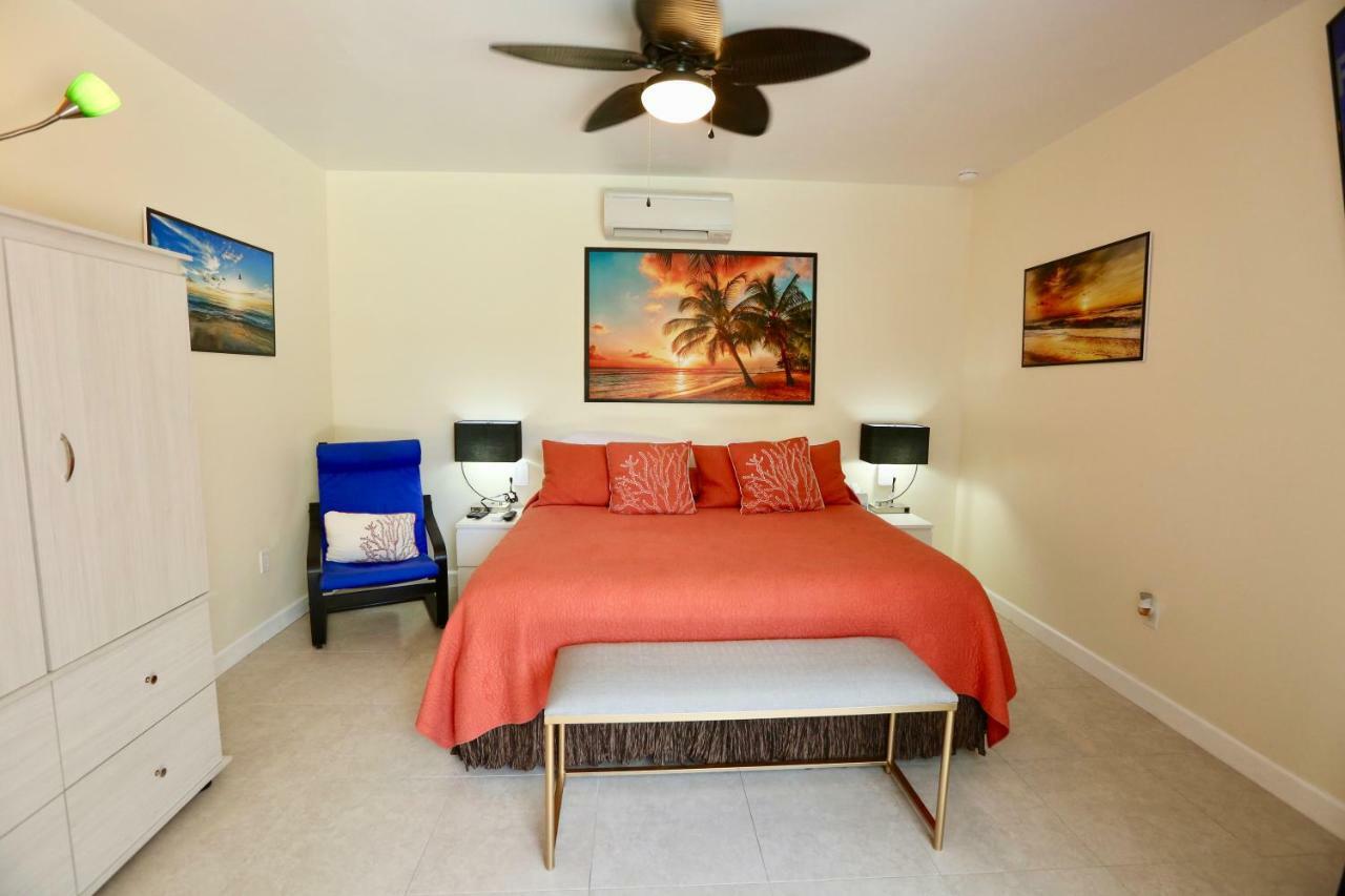 Fantasy Island Inn, Caters To Men Wilton Manors Extérieur photo